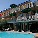 Castiglione 4*